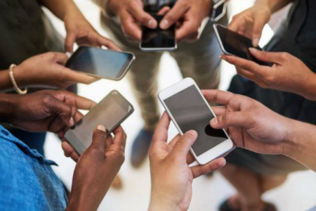 Tips Cara Mengatasi Kecanduan Gadget | Yuk, Kurangin Main Gadget nya….